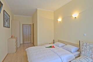 Отель Харт Киев Апарт-Oтель Киев Двухместный номер с 1 кроватью и балконом-6